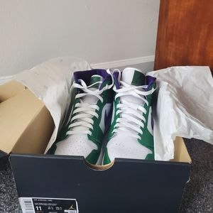 Nike Air Jordan 1 Mid, men's size 11